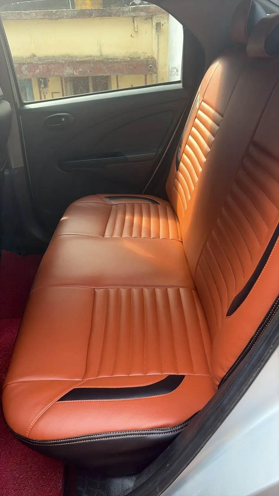 Sushi Travels Toyota Etios — photo 4 of 5