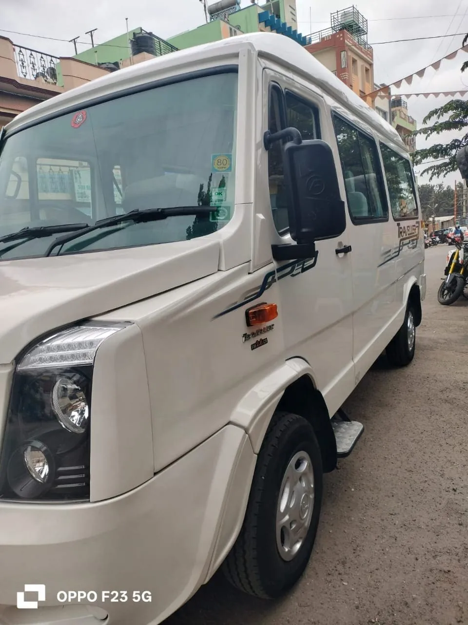 Sushi Travels Tempo Traveller AC — photo 2 of 7