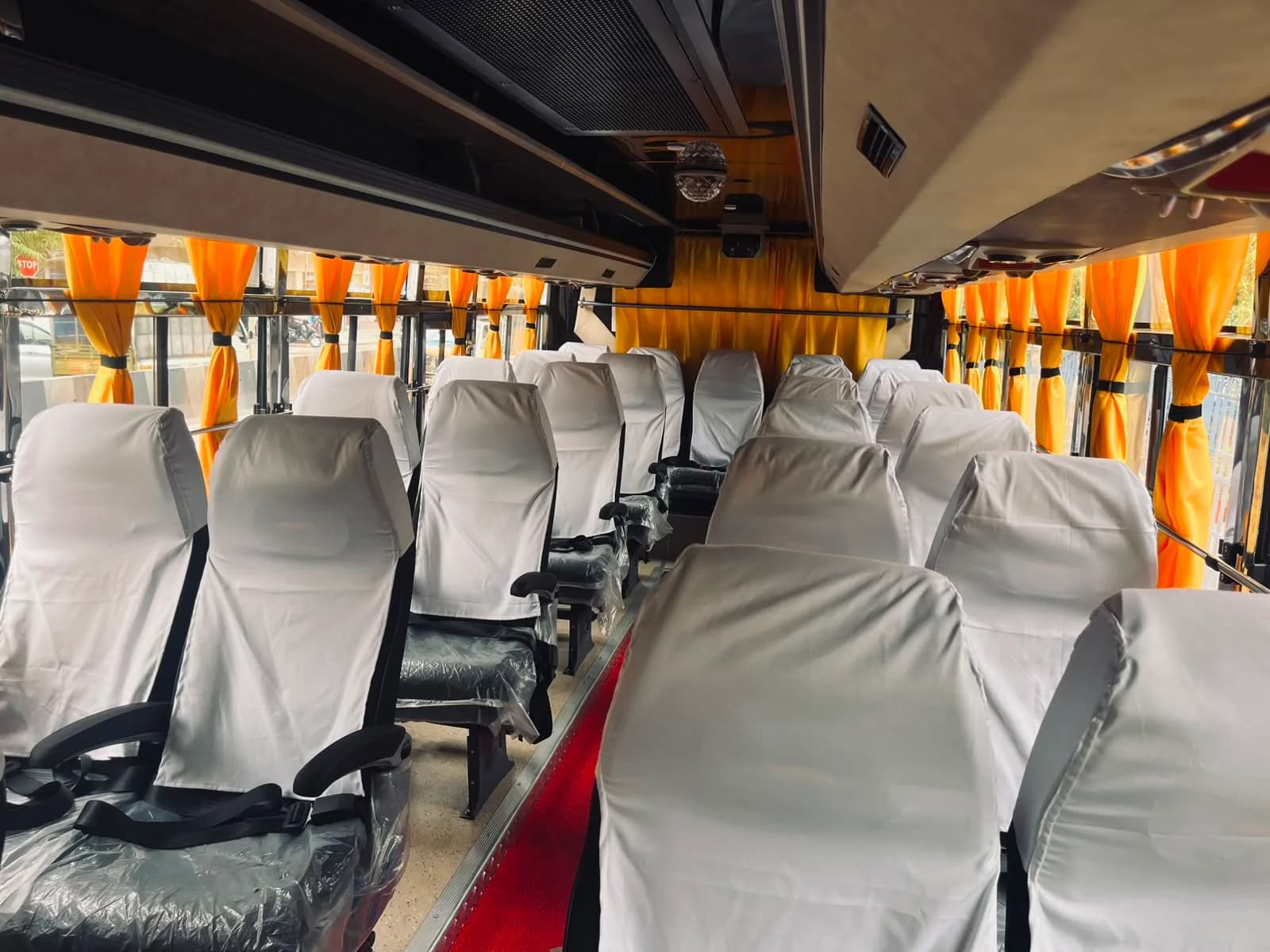 Sushi Travels 25 Seater Mini Bus — photo 4 of 6